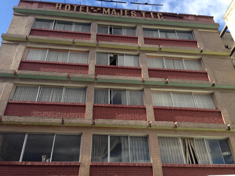 Hotel Majestic กีโต ภายนอก รูปภาพ