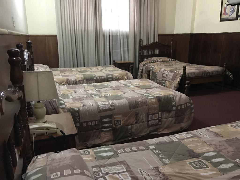 Hotel Majestic กีโต ภายนอก รูปภาพ