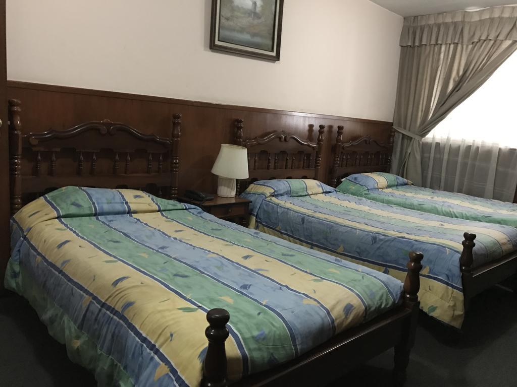Hotel Majestic กีโต ภายนอก รูปภาพ
